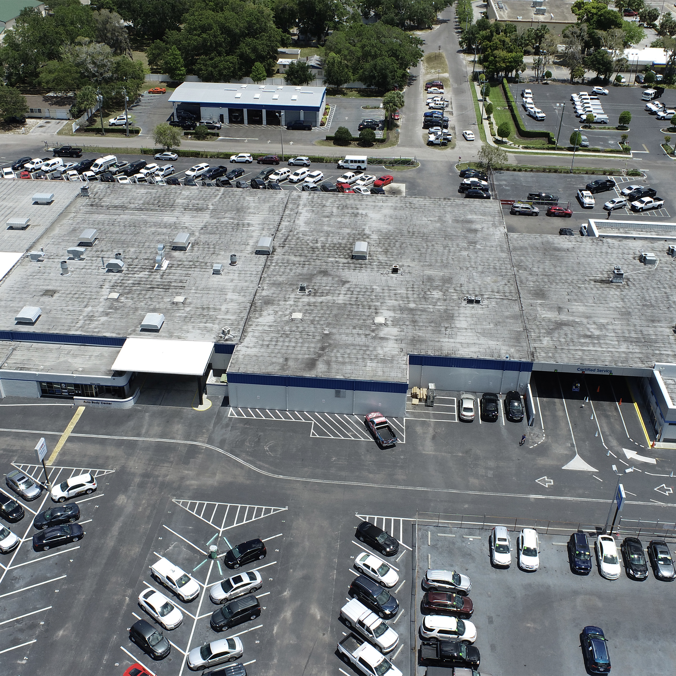 Commercial roof repair