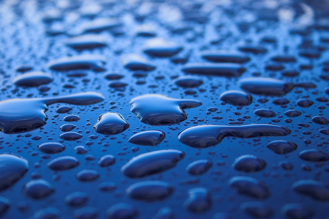 Seamless waterproofing roofing