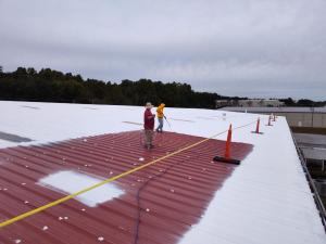 Seamless waterproofing roofing