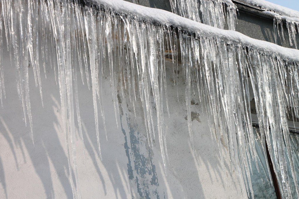ice dams commercial roof